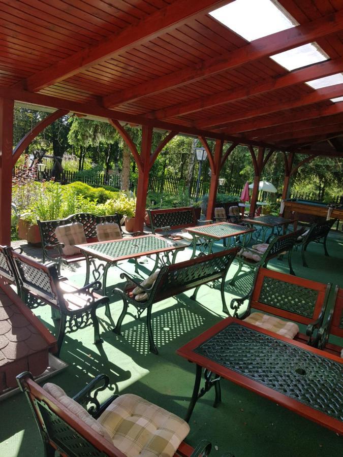 Fortuna Panzio Hotel Orosháza Екстериор снимка