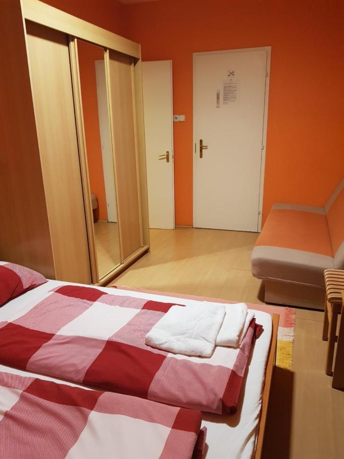 Fortuna Panzio Hotel Orosháza Екстериор снимка